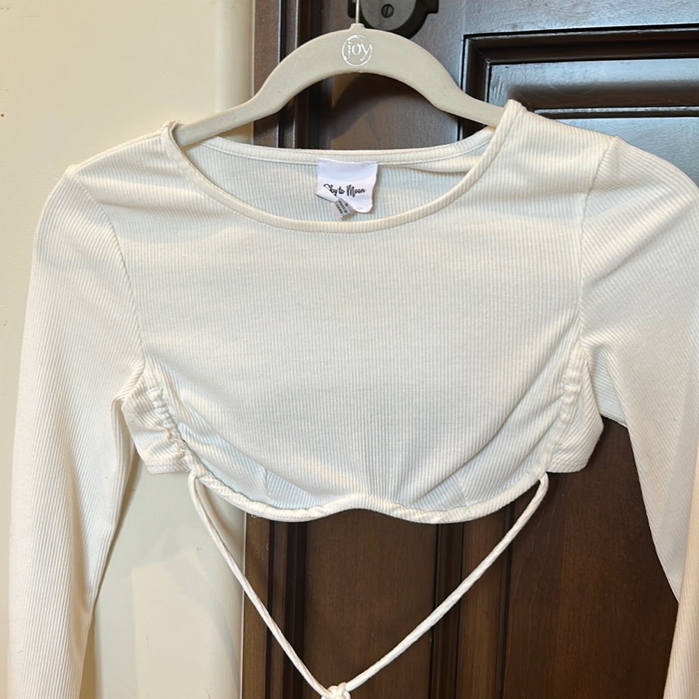 Bra cup shirt with sleeves